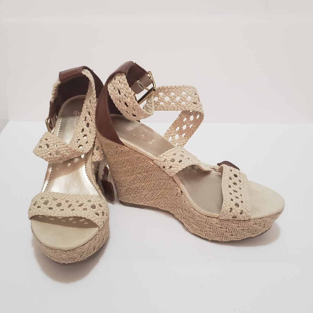 Tropical Boho Wedge